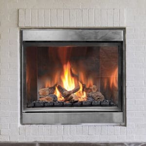 montigo-traditional-residential-fireplace-single-sided-ventless-outdoor-H42VO-560x900-560x900-1